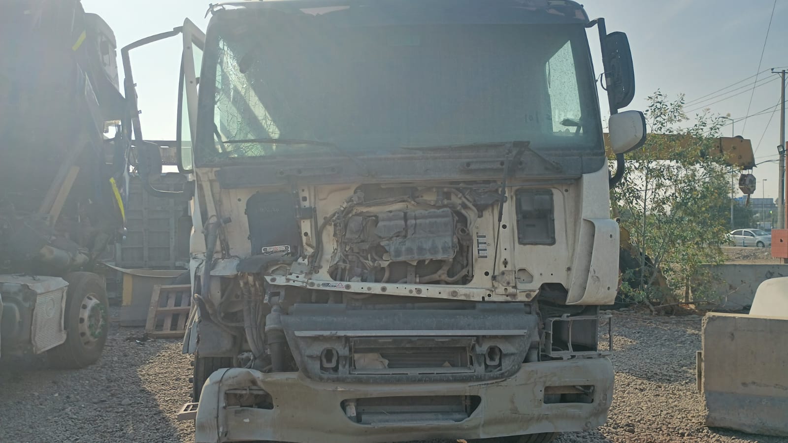 CARROCERíA FRIGORíFICA DAF CF75 FT 2013  USADA  EN DESARME